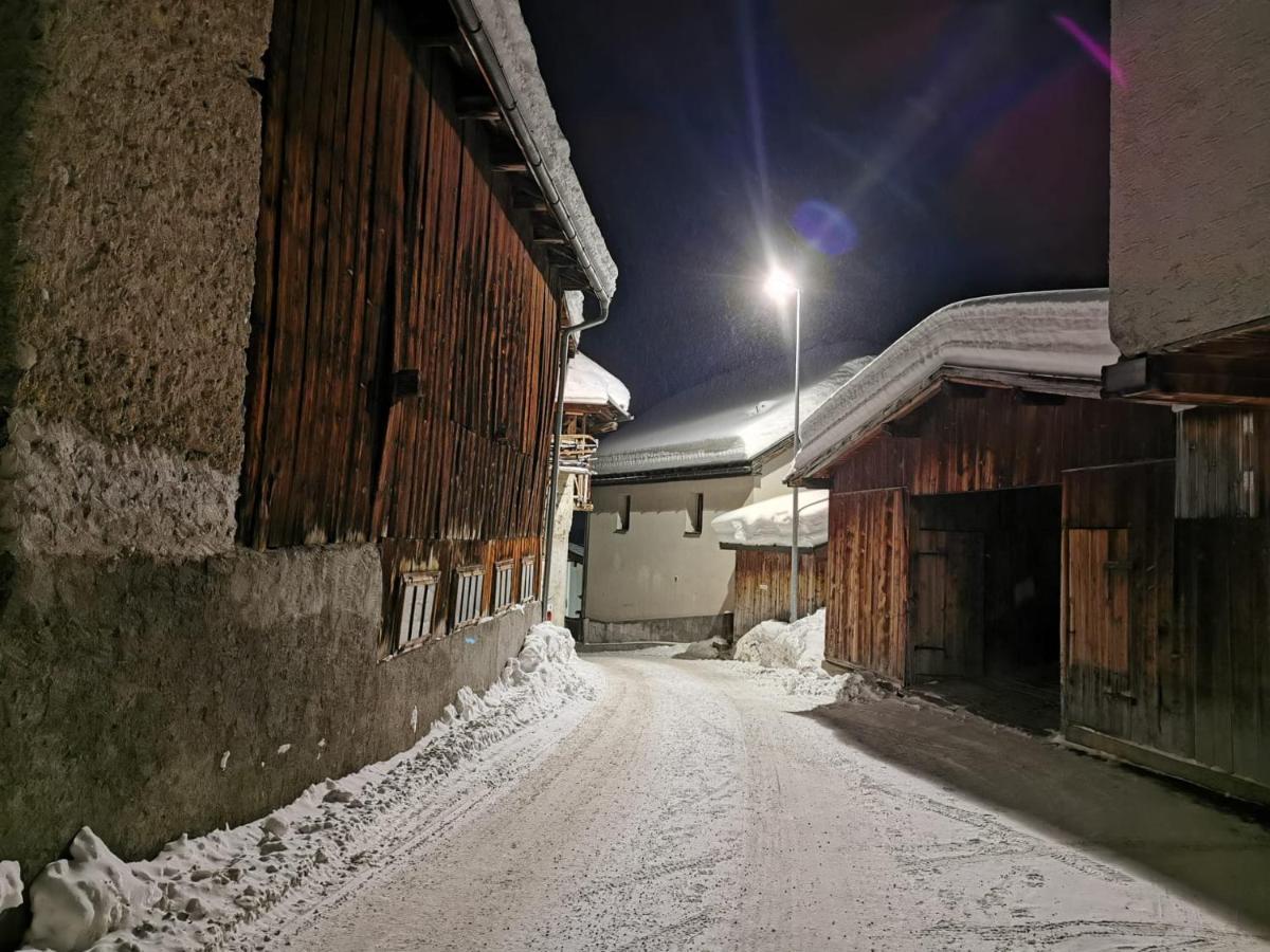 ザムナウンHaus Crestasアパートメント エクステリア 写真